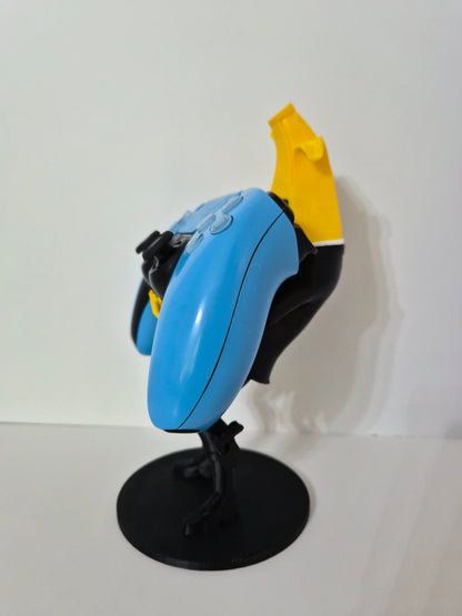 Agent Peely Controller Stand – Fortnite Edition