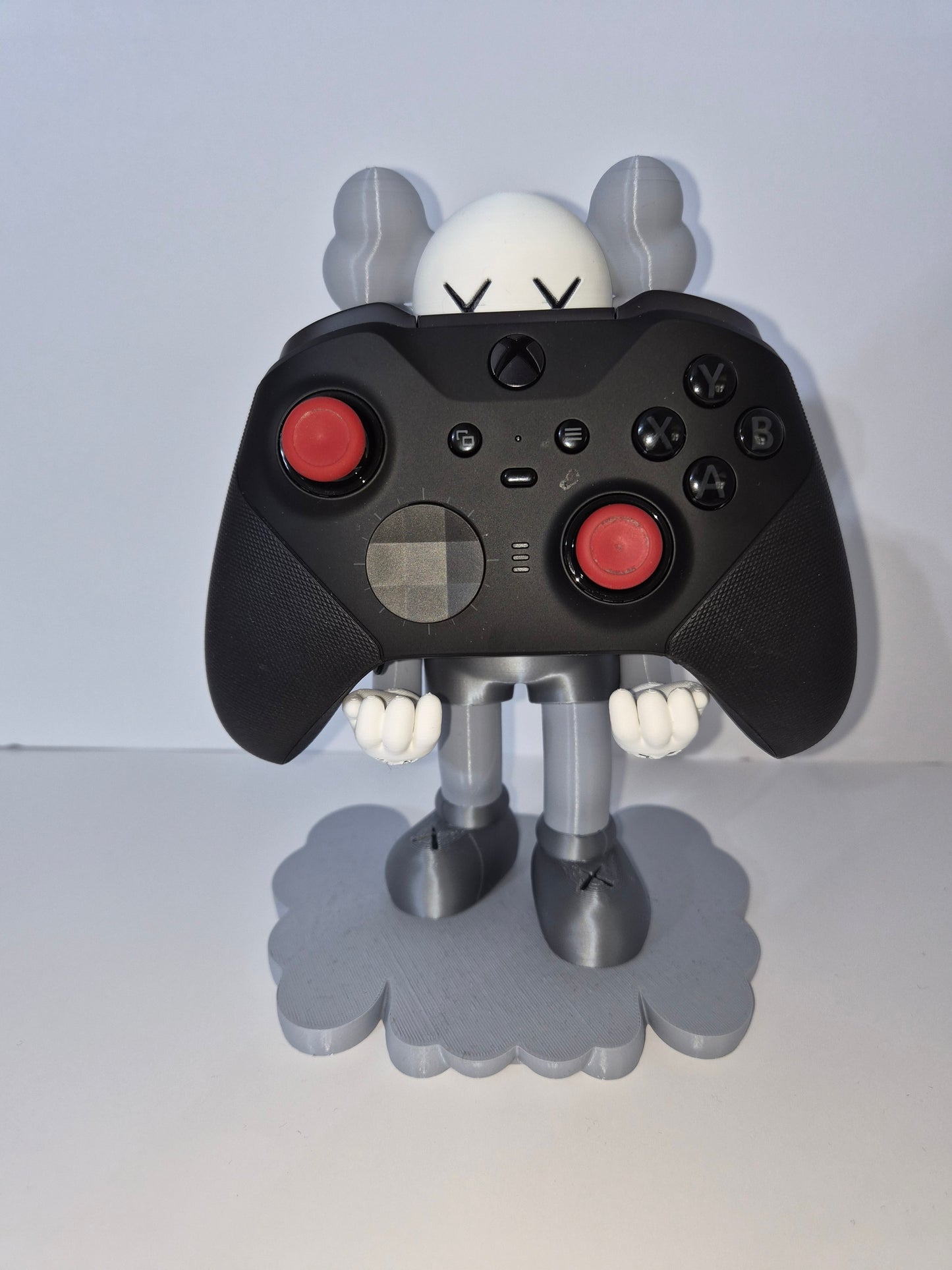 KAWS Companion Style Controller Stand – Street Art Edition