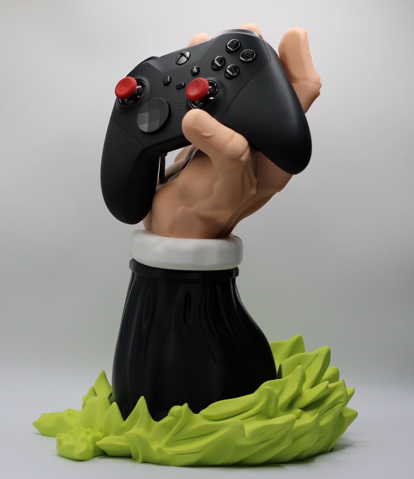 Legendary Super Saiyan Broly Controller Stand – Aura Edition